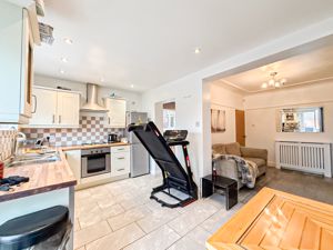 Photo 11- click for photo gallery